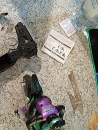 RC motorka na diaľkové ovládanie LEXIBOOK Crosslander RC18LXB vo fialovej farbe, 12 km/h — bez bočných chráničov a nabíjačky (stav: pozri 2. obrázok) 5