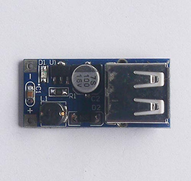 5db USB Feszültségnövelő Modul 0.9V-5V DC-DC Bemenetről 5V Kimenetre