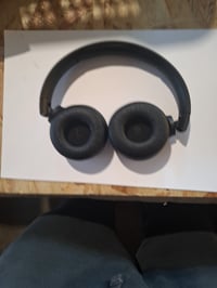 Căști Bluetooth JBL Tune 510BT negre, on-ear, wireless — defecte, nu răspund la nicio comandă, pentru piese (stare: vezi a doua imagine) 2