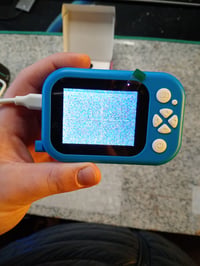 Usteetic Vízálló Gyerek Digitális Fényképezőgép 48MP — hibás, alkatrésznek: hangyás kép, töltő nélkül kikapcsol (állapot: lásd a 2. képet) 2