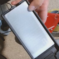 NEW'C zaštitno kaljeno staklo za privatnost za iPhone 16 / iPhone 15 (6,1") - Anti-Spy, 9H otpornost na ogrebotine, crno - 2 kom (nepotpun set, originalno 3) 4