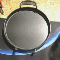 Liatinová grilovacia platňa Weber 7421 Gourmet BBQ System – chybná, čiastočne funkčná: Má odlomený jeden úchyt (stav: pozri 2. obrázok) 2
