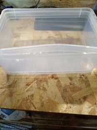 Sada priehľadných úložných boxov keeeper Bea, 2 ks (neúplná súprava, jeden box deformovaný), 11 l, 39 x 26,5 x 14 cm, so systémom regulácie vzduchu 5