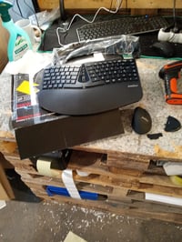Perixx Periduo-606 kompaktna ergonomska bežična tipkovnica i vertikalni miš set — bez USB prijamnika (stanje: vidi 2. sliku) 2