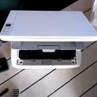 HP LaserJet M140w višenamjenski laserski pisač, A4, crno-bijeli, Wi-Fi, 20 str./min, ručni — Korišteni proizvod (stanje: vidi 2. sliku) 5