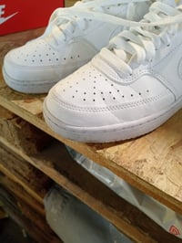 Pantofi sport de damă din piele Nike Court Vision, albi, mărimea 38 (EU) - utilizați 4