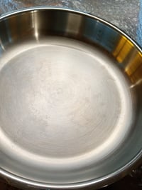 Tigaie Fissler Original-Profi Collection din oțel inoxidabil, 28 cm, fără strat antiaderent — suprafață zgâriată și pătată (stare: vezi a doua fotografie) 4