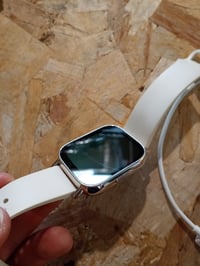Inteligentné hodinky Xiaomi Redmi Watch 5 Lite v zlatej farbe, s funkciou merania SpO2 a pulzu, 18-dňovou výdržou batérie, moderný štýl 3