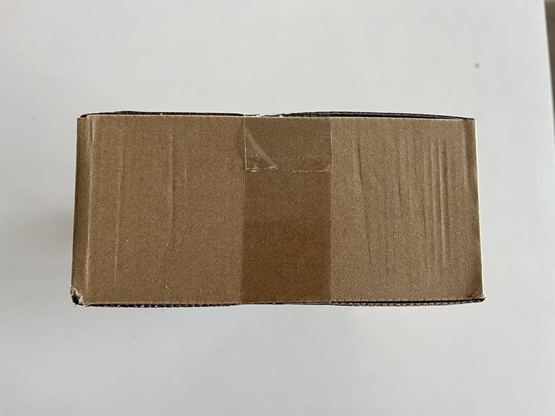 SPUNKYJUNKY Kerámia Emelt Tálka Szett Bambusz Állvánnyal Macskáknak és Kutyáknak 400ml Fehér