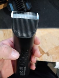Grundig MC 8840 Haj- és Szakállvágó akkumulátoros és hálózati működéssel, LCD kijelzővel, használt állapot 3