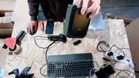 SHIDU Bluetooth Hangosító 18W Vezetékes Mikrofonos Fejhallgatóval Hordozható Vízálló PA Rendszer Tanároknak Túravezetőknek Újratölthető 9