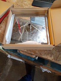 YEAUPE PRO Esőzuhany 30x30 cm, Négyzetes Rozsdamentes Acél Zuhanyfej, Mennyezeti Rögzítés, Öntisztító Fúvókák, Króm, Használt 2