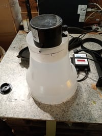 Automatické krmítko pre ryby AquaForte XClear, 7 litrov, sivé, montáž na stenu, s digitálnym ovládaním, pre záhradné jazierko, používaný stav 6