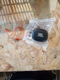Bezdrôtové športové slúchadlá JBL Endurance Peak 4 s háčikom za ucho, čierne/sivé – používané 2