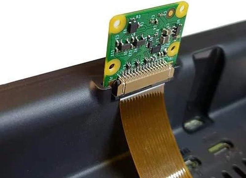Raspberry Pi 4 Fekete Hűtőházas Ház 7" Érintőképernyővel