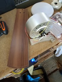 Airwit 132 cm Mennyezeti Ventilátor LED Világítással, 6 Fa és Ezüst Lapát, DC — látható kopás az alkatrészeken (állapot: lásd a 2. képet) 3