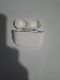 Apple AirPods — MagSafe töltőtok (alkatrész) 3