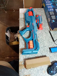 Blaster Nerf Elite 2.0 Eaglepoint RD-8 – cu tambur de 8 proiectile — defect, funcționează parțial: lipsesc mânerul de armare și țeava detașabilă (stare: vezi poza a 2-a) 2