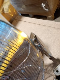 Stojanový ventilátor Taurus Sirocco 18, 120 W, 45 cm, kovové lopatky, 3 rýchlosti, tichý — viditeľná výrazná preliačina (stav: pozri 2. obrázok) 4