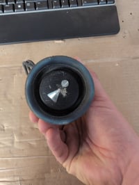 JBL Flip 6 hordozható Bluetooth hangszóró fekete, vízálló, 2 utas — hibás, alkatrésznek: nem kapcsol be (állapot: lásd a 2. képet) 5
