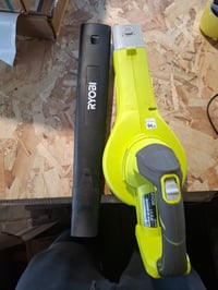 Akumulátorový fúkač lístia RYOBI OBL1820S ONE+ 18V (bez akumulátora a nabíjačky) – rýchlosť vzduchu 245 km/h, 2,6 m³/min, ľahký a kompaktný, zelený – používaný 2