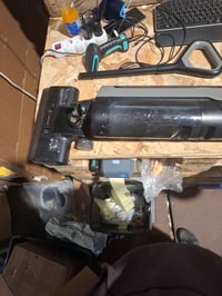 Dreame H12 Pro Ultra usisavač za mokro i suho čišćenje 300W 16000 Pa — neispravan, djelomično radi: slomljen priključak usisne glave (stanje: vidi 2. sliku) 2