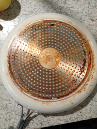 Set de 3 tigăi ceramice antiaderente Amazon Basics — pentru piese/dezmembrare: stare foarte uzată (stare: vezi a doua fotografie) 2