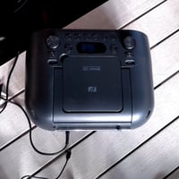 Muse M-35 BT prijenosni CD player s Bluetooth funkcijom, FM radio, MP3, USB, crni, napajanje na struju i baterije 2