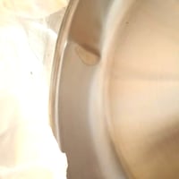 Sada nerezových panvíc Tefal Ingenio Emotion L8968445 22/24/28 cm s odnímateľnou rukoväťou — hlavný kus je preliačený (stav: pozri 2. obrázok) 2