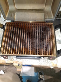 Grătar pe gaz portabil Char-Broil X200 Grill2Go cu tehnologie TRU-Infrared, aluminiu turnat, grătar din oțel inoxidabil, pentru camping, utilizat 2