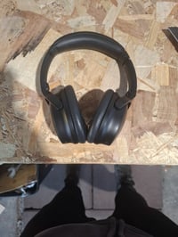 Bose QuietComfort SC Bluetooth slúchadlá s potlačením hluku a mikrofónom — chybné, čiastočne funkčné: poškodené náušníky (stav: pozri 2. obrázok) 2