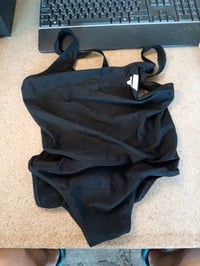 Costum de baie pentru femei adidas cu spate în V, negru, mărimea 40, stare utilizată 2