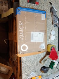 SKYCROO Priehľadná akrylová magnetická týždenná plánovacia tabuľa na chladničku so stierateľným povrchom, magnetickými fixkami a držiakom, súprava — 1-dielna súprava 4