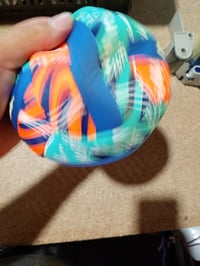Neoprénová minivolejbalová lopta Schildkröt, veľkosť 2, priemer 15 cm, protišmykový textilný povrch, odolná voči slanej vode, vhodná pre deti, používaná 3