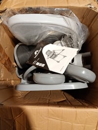 Bebeconfort Olea összecsukható etetőszék 0-3 év 15 kg-ig Tinted Grey — dupla bal oldali lábösszekötő nélkül (állapot: lásd a 2. képet) 2