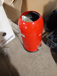 Coș de gunoi cu pedală Wesco Kickmaster, roșu, 33 litri, cu amortizor integrat, tablă de oțel vopsită electrostatic — bază îndoită (stare: vezi a 2-a imagine) 3