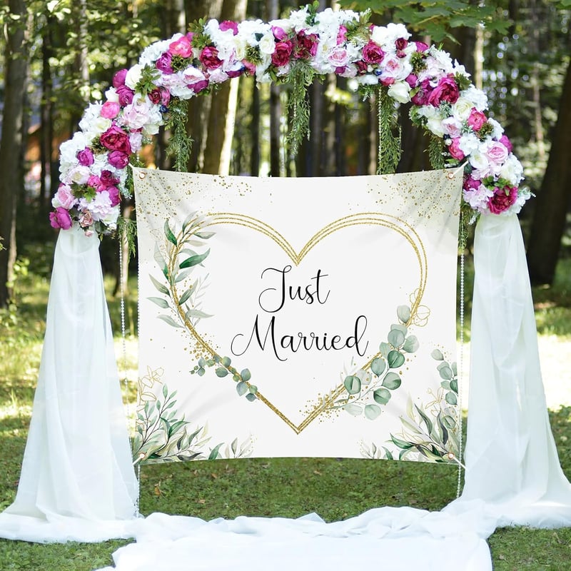 Óriás Esküvői Szív Kivágáshoz 200x180cm - Just Married Lepedő 2 Ollóval