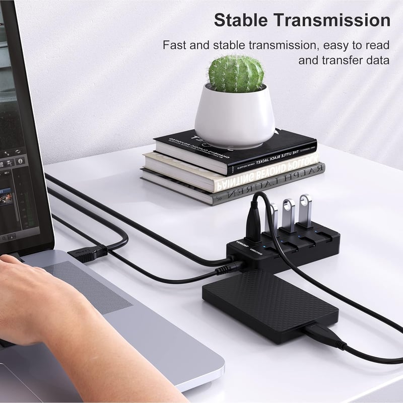 VEMONT USB 3.0 Hub 4 Port Aktív Adapter Tápegységgel és Kapcsolóval