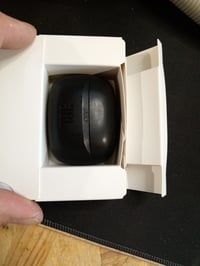 Bezdrôtové Bluetooth slúchadlá JBL Tune Beam 2 s potlačením hluku, IP54, 48 – chybné, na súčiastky: nezapínajú sa (stav: pozri 2. obrázok) 2