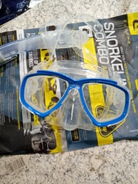 Šnorchlovací set pre dospelých Cressi Perla s potápačskou maskou a šnorchlom, tvrdené sklo, silikónový lem, priehľadná/modrá 2
