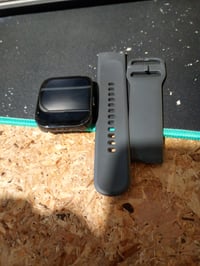Inteligentné hodinky Amazfit Bip 5 46 mm, Bluetooth hovory, GPS, monitor tepu, SpO2 — — chybné, na náhradné diely: Pri nabíjaní vibrujú (stav: pozri 2. obrázok) 2