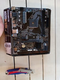Základná doska Gigabyte A520M S2H AMD AM4 Micro-ATX, podpora procesorov AMD Ryzen série 5000, DDR4 5100MHz OC, PCIe 3.0 x4 M.2, USB 3.2 Gen 1, GbE LAN 2
