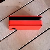 Priključna stanica za Nintendo Switch OLED konzolu – crvena, za TV način rada, s originalnim priključkom, kompaktnog dizajna 3
