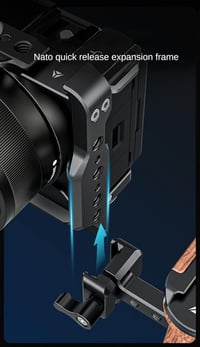 Topcine ZVE10 II Kamera Cage Sony Alpha ZV-E10 II Fényképezőgéphez - Hidegvaku Rögzítővel, NATO Sínnel és Arca Gyorscserés Alaplappal 6