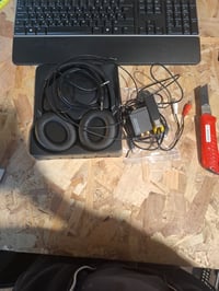 Nightwooolf Bluetooth 5.3 Vezeték Nélküli TV Fejhallgató Időseknek, Over-Ear Headset, 30 Óra Akkumulátor, USB Adóval, Digitális 2