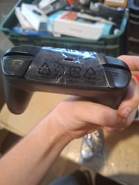 Bezdrôtový ovládač Nintendo Switch Pro Controller pre konzolu Nintendo Switch, čierny, rozbalený tovar z outletu 4