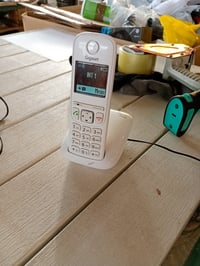 Bezdrôtový DECT telefón Gigaset AS690 biely, veľký displej, hands-free, blokovanie hovorov, nastaviteľné zvukové profily, používaný stav 2