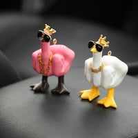 KIAYOO Középső Ujjas Kacsa Autó Dekoráció - Vicces Gyanta Szobor Íróasztalra, Műszerfalra - Ajándék Férfiaknak, Nőknek, Barátoknak 4