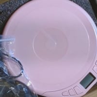 Gueray prijenosni CD player sa slušalicama i AUX kabelom, LCD zaslon — vidljivi tragovi korištenja na gornjem dijelu (stanje: vidi 2. sliku) 2
