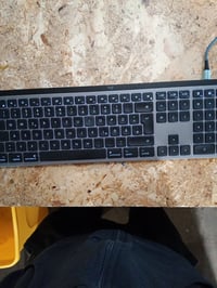 Tastatură și mouse wireless Logitech MX Keys S Combo pentru Mac — lipsește mouse-ul, suportul pentru încheieturi și receptorul (stare: vezi a 2-a imagine) 3
